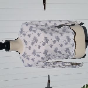 Zoe + Liv sweatshirt size XS